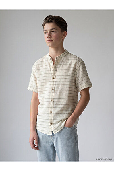 LC Waikiki Nevavm Boy's Striped Judge Collar Short Sleeve Shirt with Difference