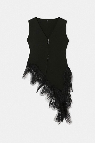 Trendyol Curve Black V-Neck Lace Detailed Thin Summer Knitwear Blouse Tbbss26...