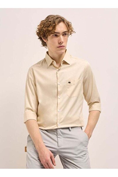 The Bear House Men's Beige Tailored Fit Solid Formal Shirt for Every Occasion