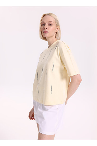 Fabrika Sarı Kadın Bisiklet Yaka Loose Fit T-Shirt F6SL-TST0136