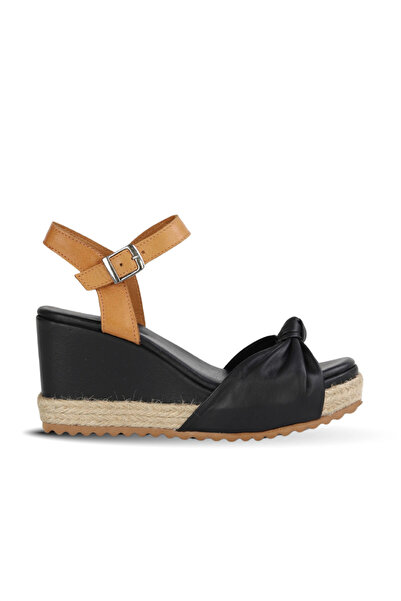 Bueno Shoes صندل نسائي بكعب عريض من الجلد باللون الأسود الداكن 14ws72300