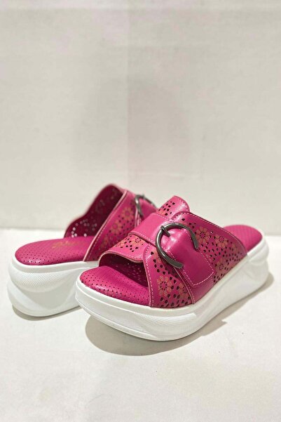 Preshley Women's Tina Fuchsia Comfort Orthopedic Sole Buckle Slippers
