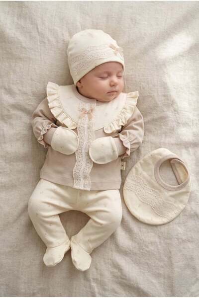 ZEYNUKO KIZ BEBEK ÇİÇEK DESENLİ DANTELLİ FİYONKLU 5'Lİ YENİDOĞAN HASTANE ÇIKI...