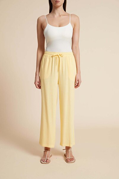 Yola Wide-Leg Drawstring Pants