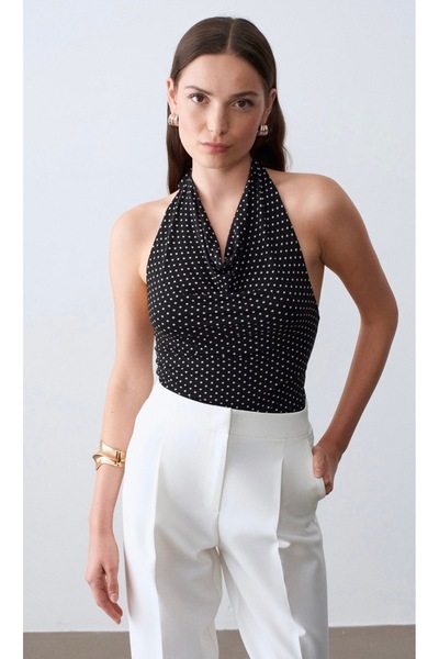 MODEL DLVN- Degaje Yaka Haler Top (kahverengi)