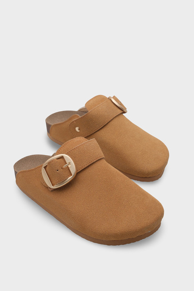 Capone Outfitters Дамски затворени пантофи Maurita Buckle