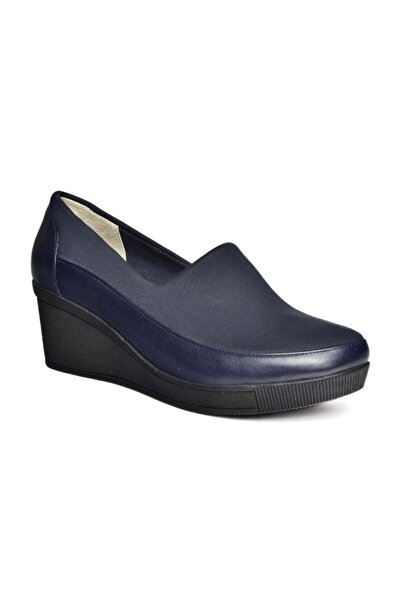 Fox Shoes R908059003 حذاء نسائي بكعب إسفين من الجلد الطبيعي باللون الأزرق الداكن