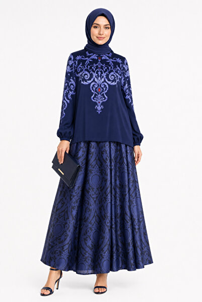 Muslima Wear تنورة شيفون من فينيرا باللون الأسود والأزرق بنقشة الزهور الشرقية...