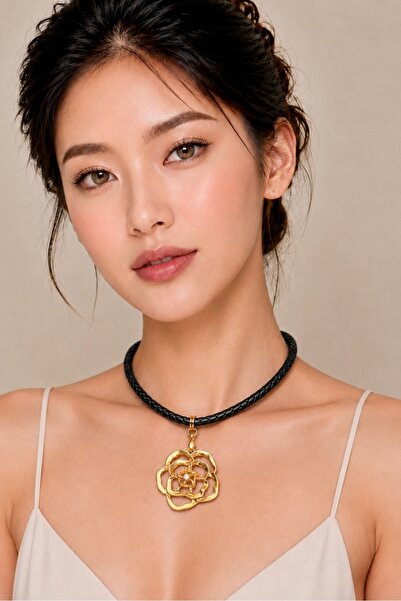 Camellie KY Jewels Noir Camellia | Mat Altın Kaplama Kamelya Çiçek Pendant Su...