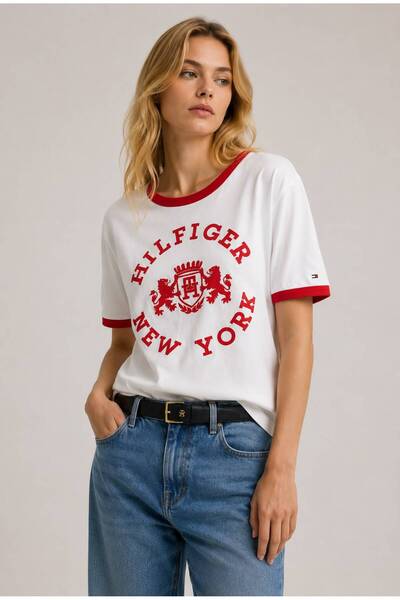 Tommy Hilfiger Varsity Floklu Logolu Tişört