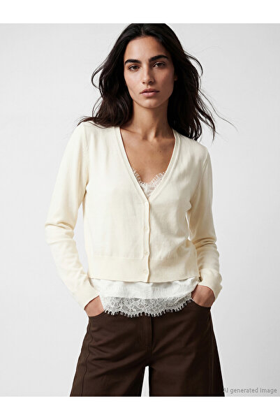 LC Waikiki Nevavm Women's V-Neck Lace Detailed Knitwear Cardigan with Difference