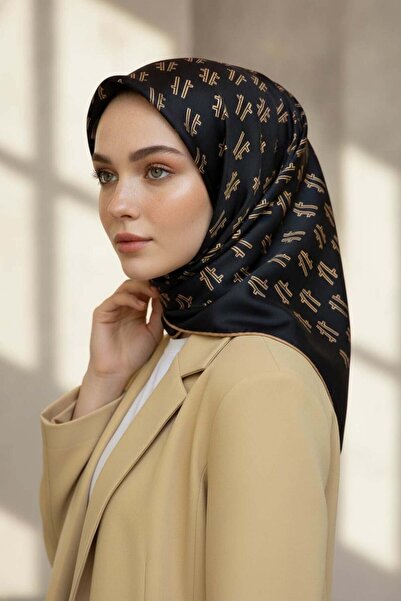 Vissona % 57 İPEK % 43 VİSKON Twill İpek Geometrik Desenli Siyah - Gold Renkl...