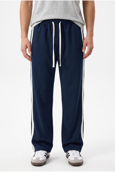 Respire Men's Single Stripe Detailed Baggy Sweatpants Navy Blue