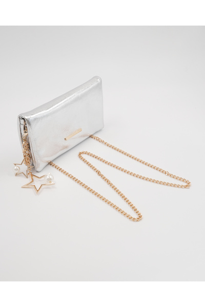 lalettobags Geantă clutch de damă cu curea tip lanț și detalii tip charm
