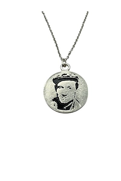 Herşey Nota Historical Portrait Figured Unisex Necklace – Antique Silver Meda...