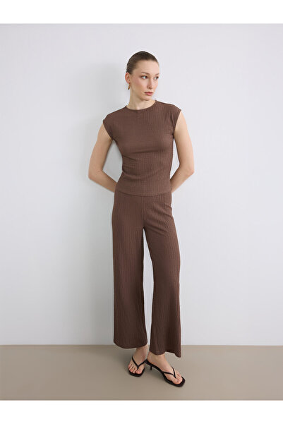 LC Waikiki Pantaloni de damă texturati cu talie elastică