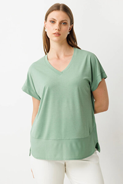 On Fashion V-Neck T-Shirt with Pieces-71476