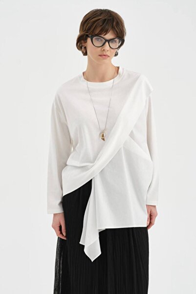 tw3 Women's Crew Neck Sweatshirt with Woven Fabric Trim on the Front