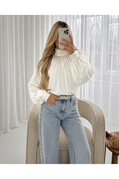 Ekim Store Σατέν μπλούζα με πλισέ μανίκια νυχτερίδας