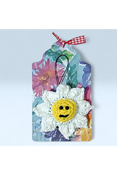 Lucille Craftshop Hand Crocheted Flower Keychain – Smiling Model, Handmade