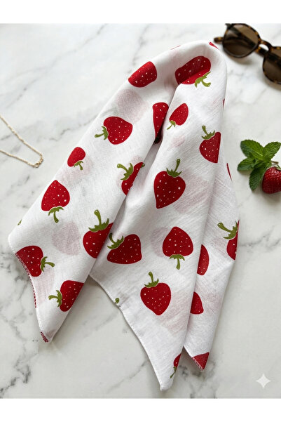 PİNPİN AKSESUAR BEYAZ KIRMIZI ÇİLEK DESENLİ %100 PAMUK BANDANA 55x55cm