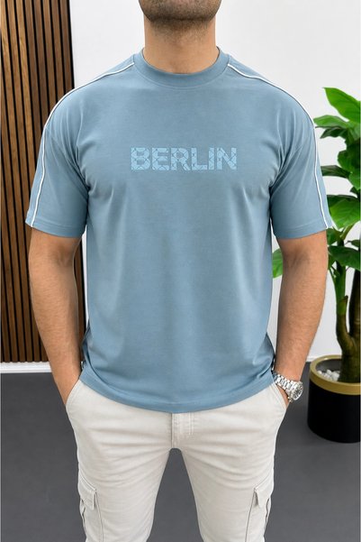 Edwox Tricou pentru bărbați cu imprimeu în relief și detaliu cu dungi, albast...
