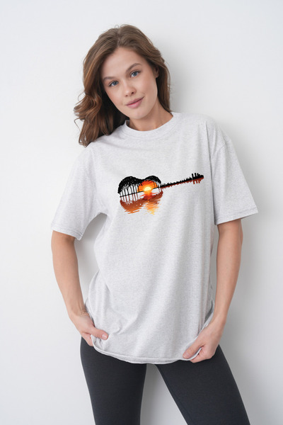 TREND EMMODA Tricou casual gri pentru femei, cu imprimeu grafic cu siluetă de...