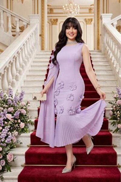 vela Lilac Dress with Pink Details and Soft Pleats