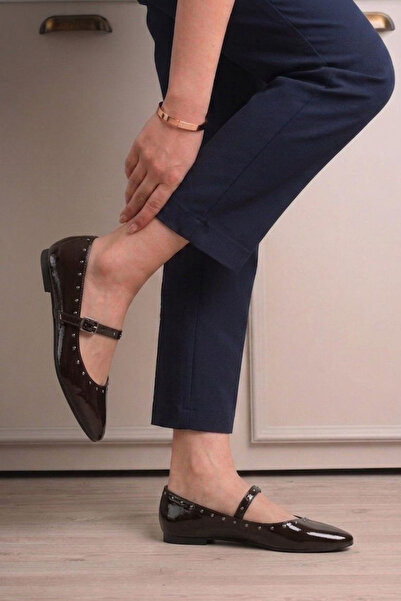 Nubbock Balerini vintage maro deschis cu detalii perforate NK3190