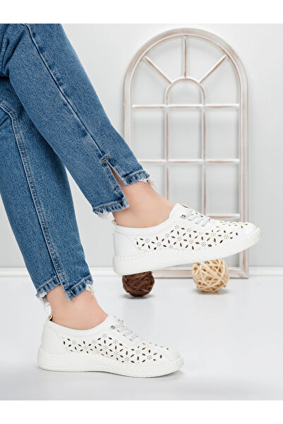 mei Women's Ballet Flats 5XJ33 White