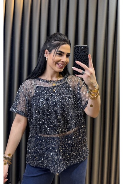 Nisam بلوزة كاجوال مزينة بالترتر