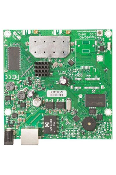 MIKROTIK RouterBOARD 600MHz 64MB 1xGE 802.11a/n 5GHz Placă de router L3