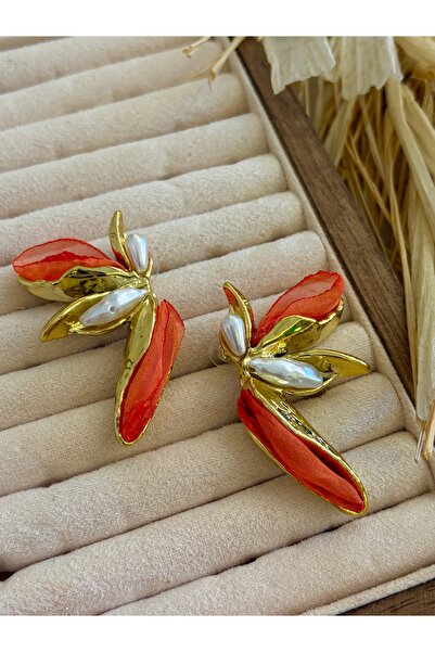 auroras.accessories İnci Detaylı Kelebek Küpe