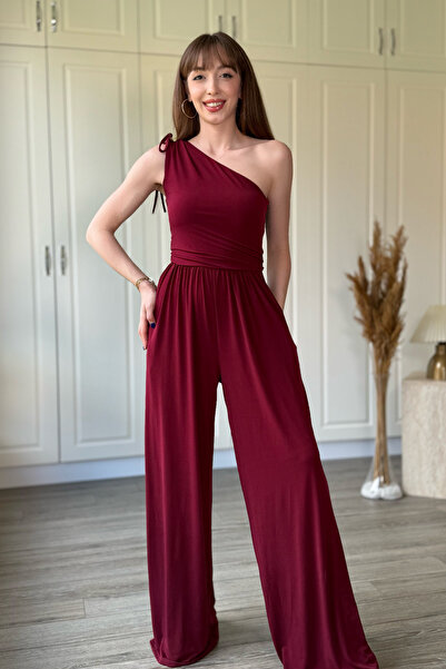 Dilay Gökoğlu Butik One-Shoulder Detailed Sandy Fabric Draped Burgundy Jumpsuit