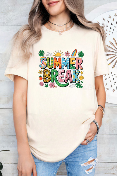 Sarah's Boutique Women's T-shirt – 100% cotton – Summer Break