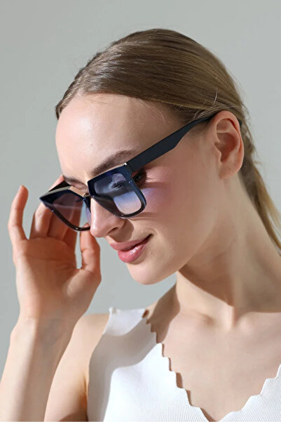 Violon Women's Gradient Glass Black Frame Sunglasses