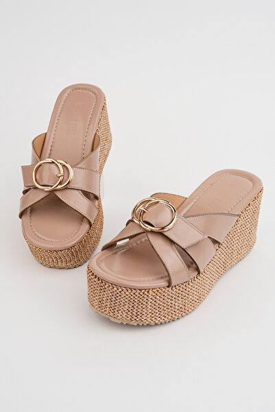 Madam Tarz Rose-18100 Straw Sole Buckle Slippers