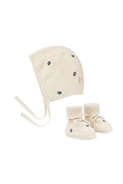 Moonboon Organic Knitted Bonnet & Booties Gift Set - Leaf | GOTS Certified Co...