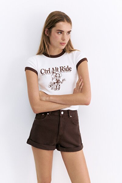Pull & Bear Mom fit paçası kıvrık denim şort