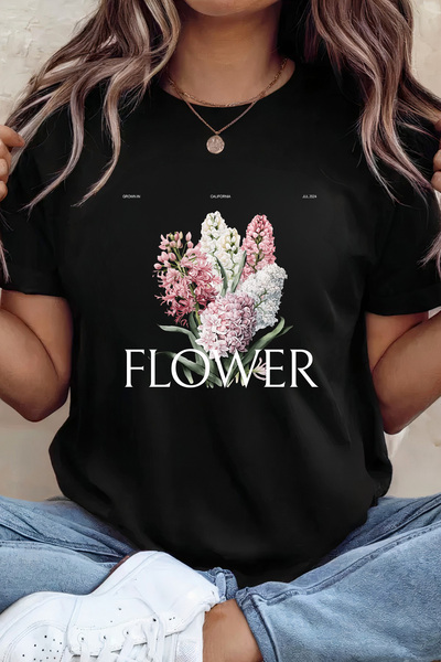Sarah's Boutique Women's T-shirt – 100% cotton – Hyacinth Flower