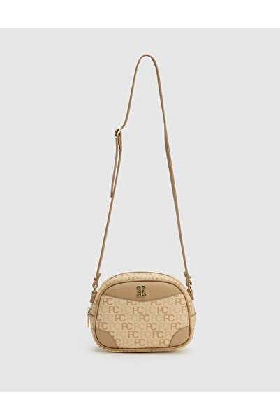 Pierre Cardin Τσάντα χιαστί σε μπεζ απόχρωση 50334466-VR011
