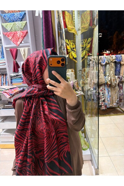 ipekevi Patterned Silk Shawl