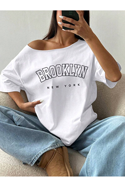 OVER HEAD Tricou de damă Brooklyn New York cu imprimeu, cu gât barca și umeri...