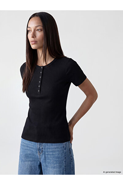 LC Waikiki Black Crew Neck Buttoned Women's Ribbed T-Shirt