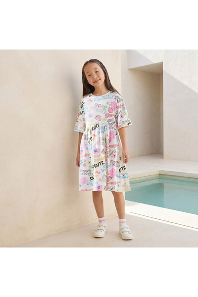 Juniors Round Neck Short Sleeves A-line Dress with Graphic Print