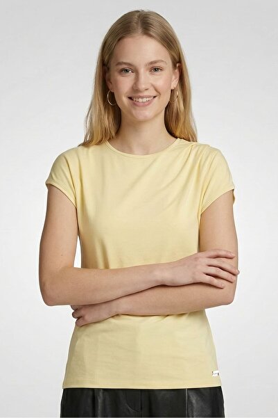 Calvin Klein Women Crew Neck Short Sleeve Plain Top, Yellow