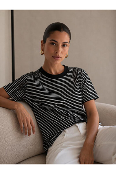 lisa Çizgili Rahat Kalıp Premium Tişört