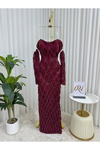NWADER Thuraya's dress