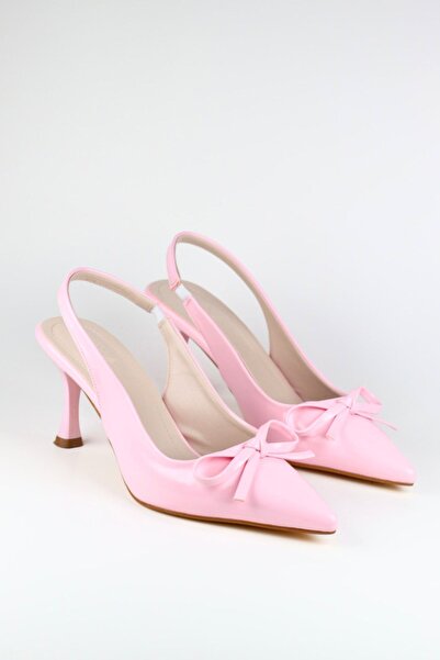 VARENZA WOMAN SHOES حذاء نسائي بكعب كلاسيكي من الجلد اللامع باللون الوردي مع ...