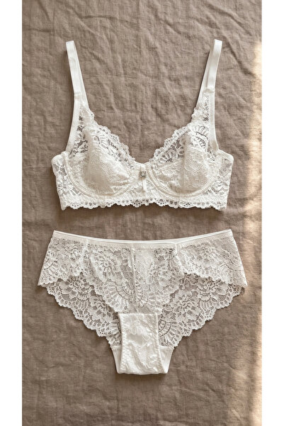 mantis Kadın Beyaz Dantelli Taşlı Bralet Takım